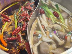 -马路边边火锅串串(观前街店)