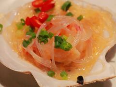 鲜活烤扇贝-红料理|串串有瘾·烧烤(吴中路店)