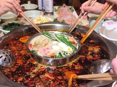 -渝宗老灶火锅(时代天街店)
