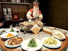 -东口码头·烧鸽子·鱼头泡饼·地方菜(金鹰悦城店)