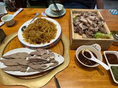 -一群羊手扒肉·火锅·早茶(远东公寓店)