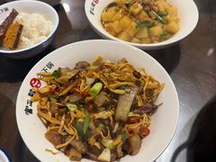 -富正毅三下锅·湘西韵味(天门山索道店)