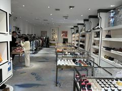 -万物奢潮中古奢侈品(青岛店)