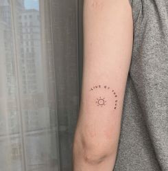 -明星刺青·洗纹身