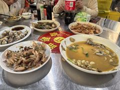 -健跳小海鲜(人民路店)