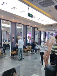 -藤野造型烫染·漂发