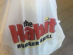 -The Habit Burger Grill 哈比特汉堡(爱琴海店)