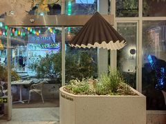 -春树下·树屋花房西餐厅(罍街AS1980店)