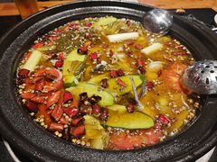 -小饕荟雅安贡椒鱼鲜馆(广福桥店)