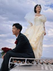 -樱花婚纱摄影