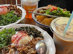 -CowCow其其·牛杂咖啡公司(六运店)