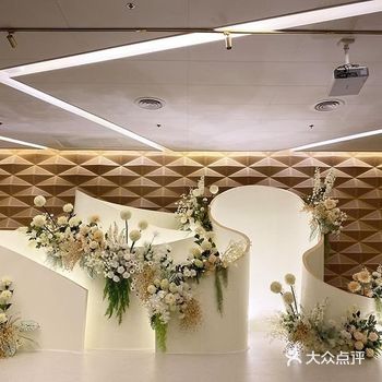 「Miracle妙有婚礼工作室」泰式婚礼 去掉了架构