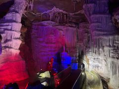 -泰安地下龙宫景区