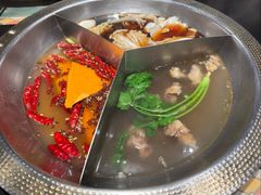 -廖掌柜·重庆鲜货火锅(上海首店)