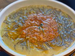 蟹黄酸辣豆面-蟹榭·本帮江浙菜·蟹宴(五角场合生汇商场店)