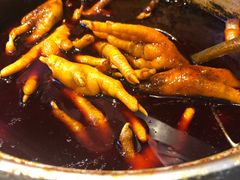 -爆炸头阿姨小四川正宗川味小吃(无任何分店)