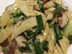 -缘来聚·徽菜名店(黄山宏村店)