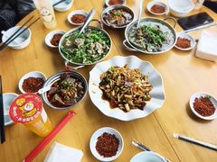 -周记翘脚牛肉