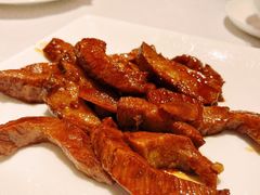 壹品土猪肉-花城苑广府菜(侨鑫店)