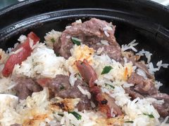 -容里煲仔饭(利丰北路店)