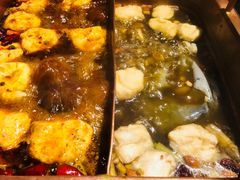 -老牌坊云南鱼豆花火锅(嵩山店)
