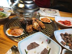 -唯成•韩国炭火烤肉 유성고기