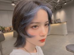-变画·发型STUDIO