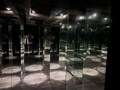 -穹六人间 people 6(岳阳路店)