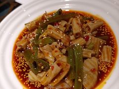 红油郡把-张大胡子鱼头火锅酒楼(长益路店)