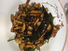 烧椒拌野菌-拈菜(观音桥阳光世纪店)