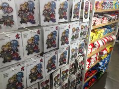 -名创优品(机场路百信广场店)