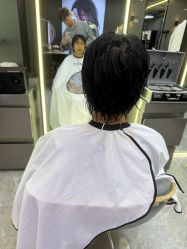 -藤野造型烫发染发