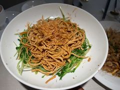 红葱酥枸杞叶烫干丝-狮王府淮扬菜(万象城店)