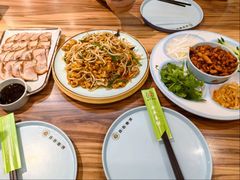 -合合春饼·酱骨·东北菜(潘家园店)