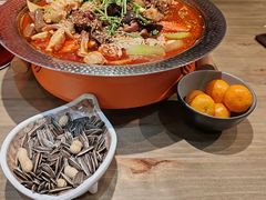 -毛肚向右·川渝毛肚王(经开永旺店)