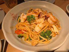 海鲜炒乌冬-Lia Cafe Bar Restaurant松山咖啡屋