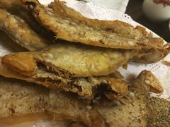炸马口鱼-金牌餐厅·天津菜·八珍豆腐·老爆三(瓷房子店)