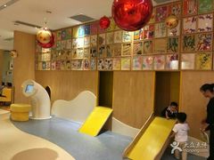 -IBOBI早教·托班·国际家庭互动成长中心(欢乐海岸中心)