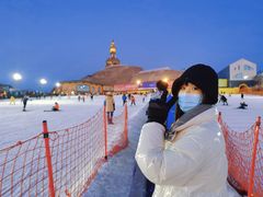 -采薇庄园四季滑雪场