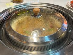 -哈尔滨烧烤·山河村铁锅炖(交大店)