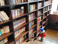 -钟书阁(松江泰晤士小镇店)