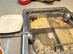 -海底捞火锅(高新活力城Villgae店)