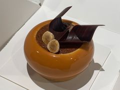 榛爱-潮一不贰·法式甜品·生日蛋糕·西式简餐(外滩店)