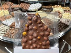 -Laderach 莱德拉(上海环贸iapm店)