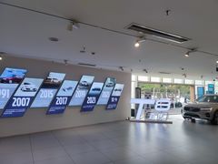 -杭州中沃沃尔沃4S店(滨江区店)