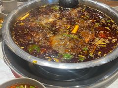 -肖肖酸萝卜鱼火锅(总店)
