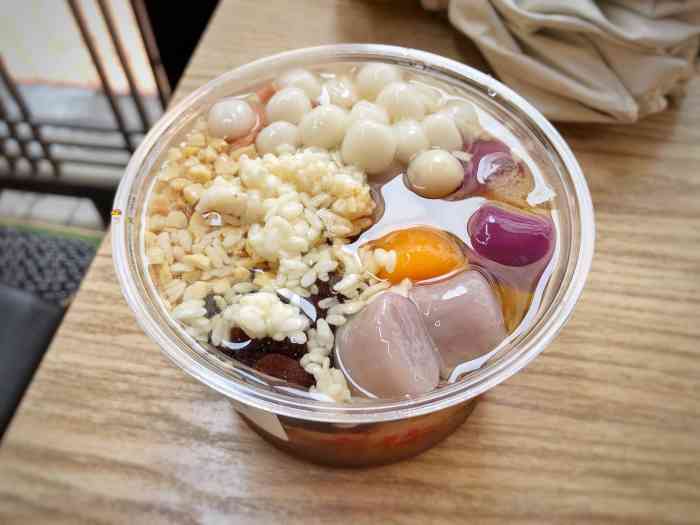 大热天不想出门觅食 刚好看见掌门土豆