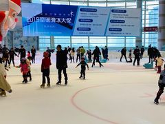-成都冰纷万象滑冰场
