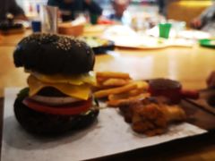 -LO CALCOW卡路力轻食主义餐厅(陆家嘴店)