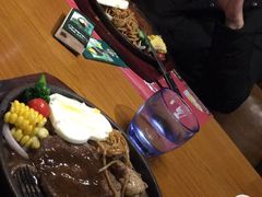 -绿茵阁西餐厅(中央广场店)